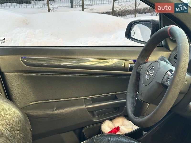 Універсал Opel Astra 2005 в Луцьку