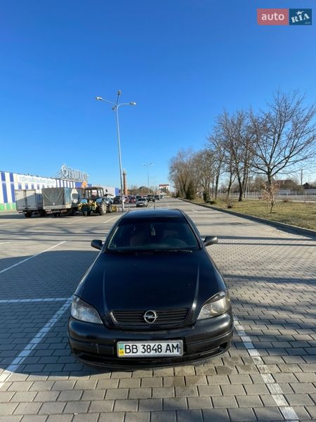 Седан Opel Astra 2006 в Коломые