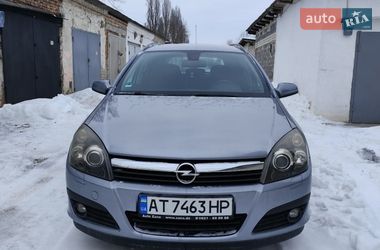 Універсал Opel Astra 2005 в Івано-Франківську