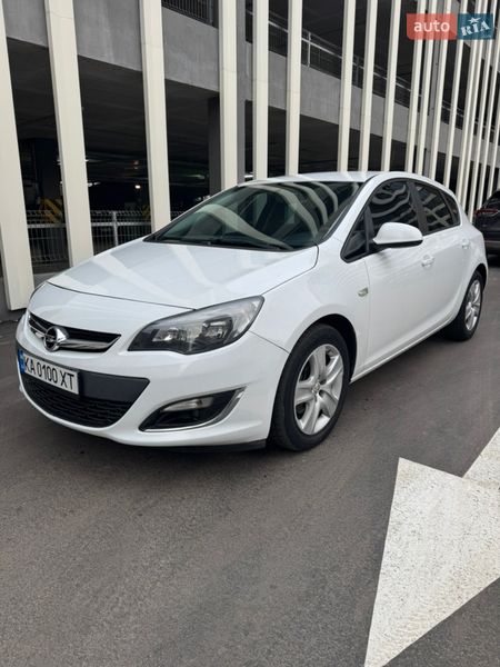 Opel Astra 2013