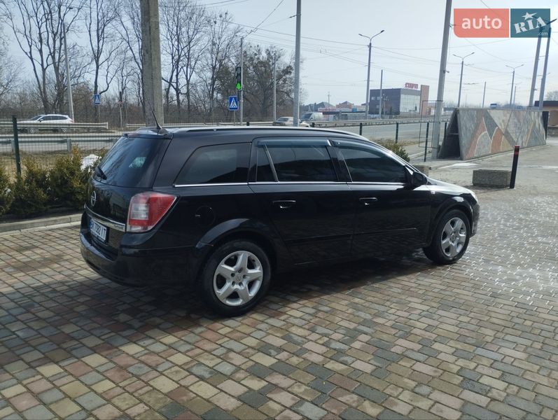 Универсал Opel Astra 2006 в Оржеве