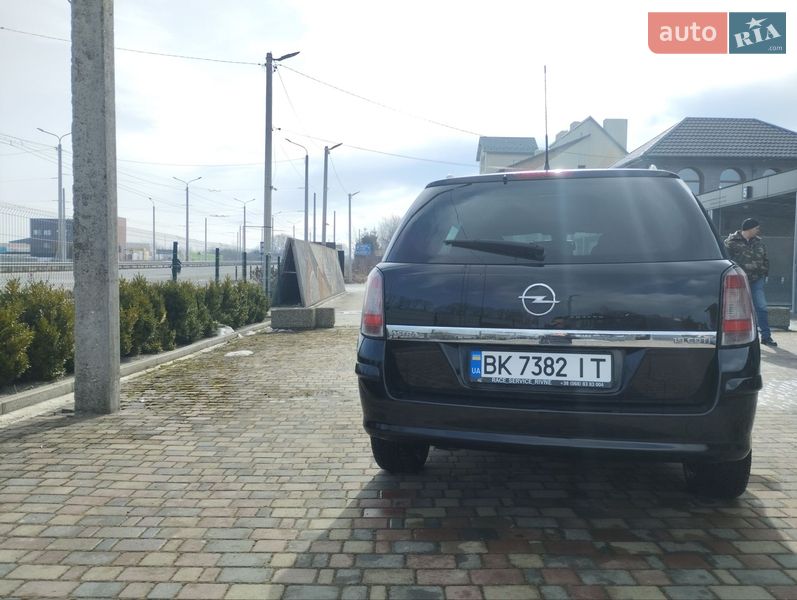 Универсал Opel Astra 2006 в Оржеве