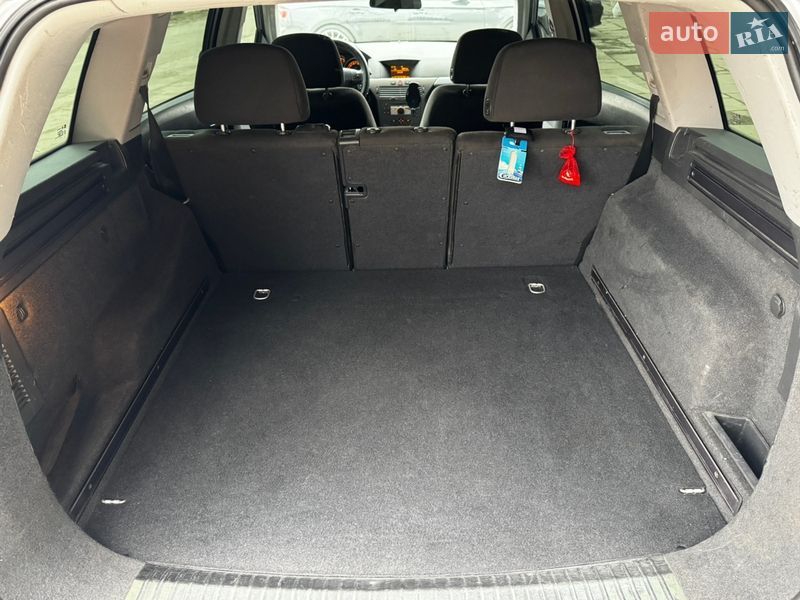 Універсал Opel Astra 2004 в Запоріжжі