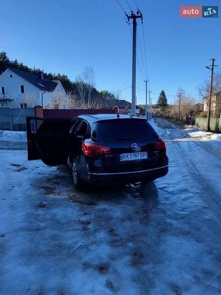 Универсал Opel Astra 2013 в Славуте