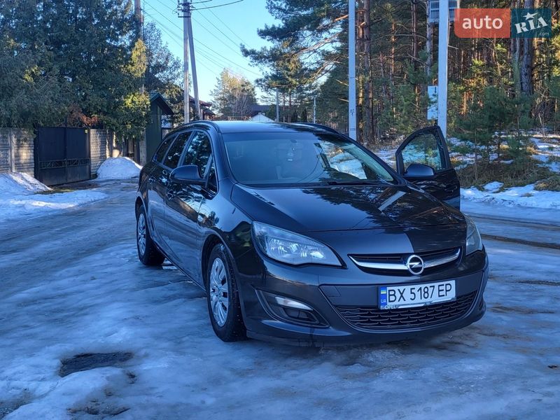 Универсал Opel Astra 2013 в Славуте