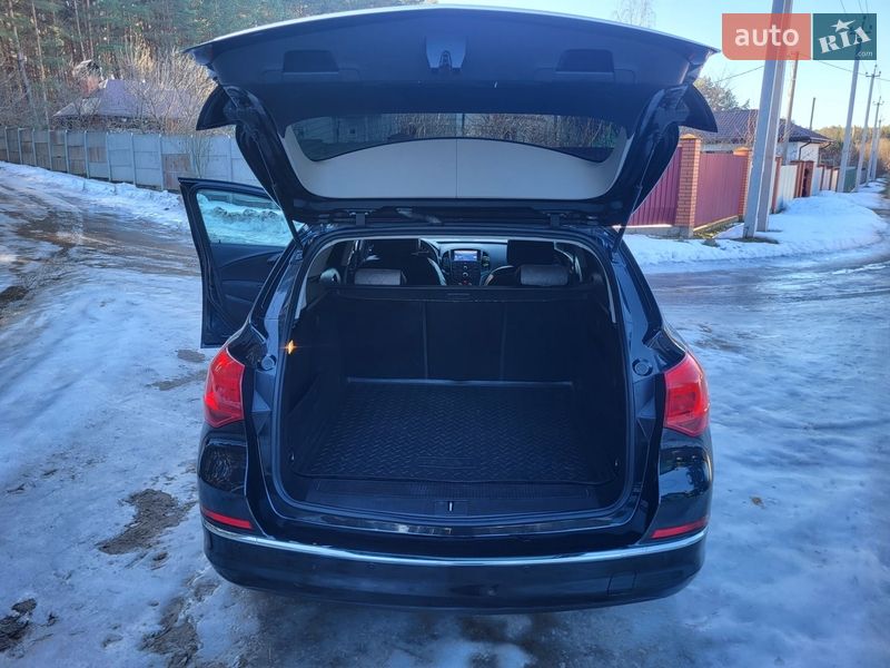 Универсал Opel Astra 2013 в Славуте
