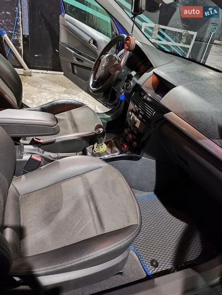 Універсал Opel Astra 2007 в Коростені