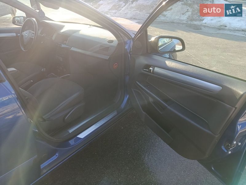 Универсал Opel Astra 2009 в Киеве