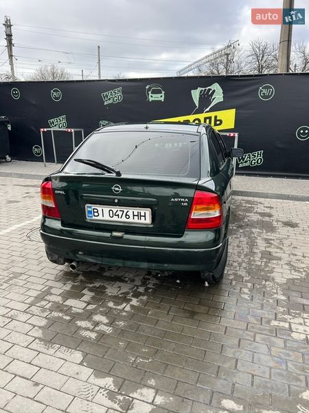 Хэтчбек Opel Astra 2004 в Кременчуге