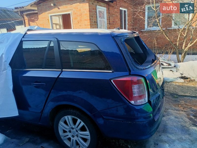 Универсал Opel Astra 2009 в Сумах
