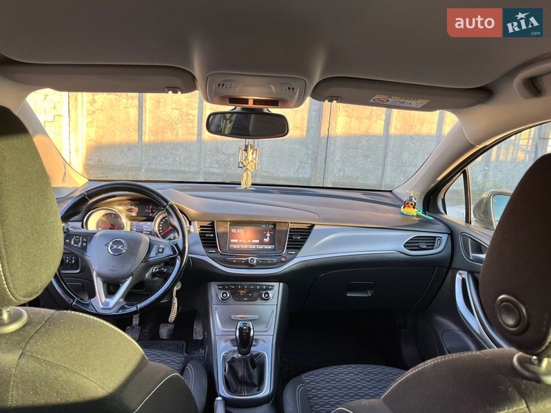 Универсал Opel Astra 2019 в Житомире