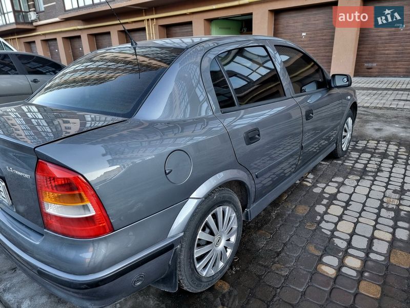 Седан Opel Astra 2008 в Виннице