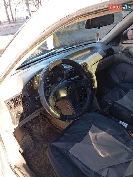 Хэтчбек Opel Astra 1995 в Николаеве
