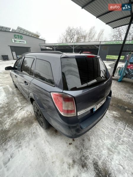 Универсал Opel Astra 2007 в Хотине