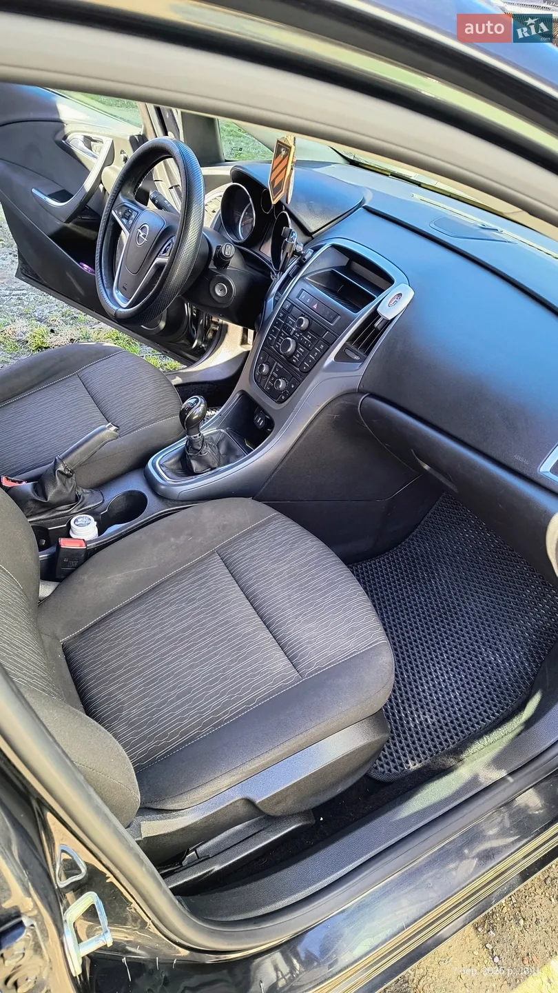 2013 Opel Astra - мініатюра 8