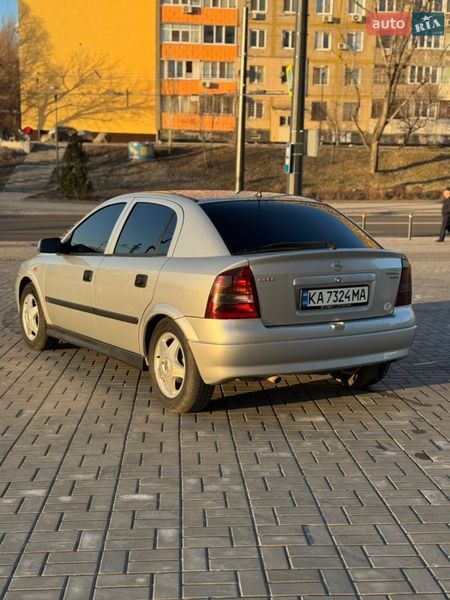 Хэтчбек Opel Astra 1998 в Днепре