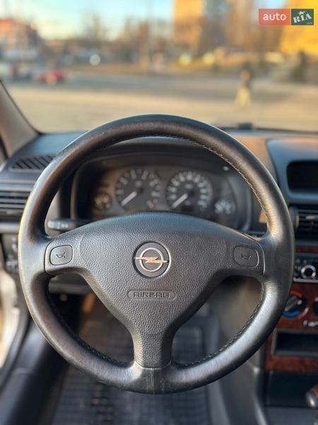 Хэтчбек Opel Astra 1998 в Днепре