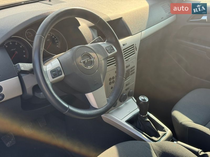 Универсал Opel Astra 2007 в Ровно фото 25 Универсал Opel Astra 2007 в Ровно