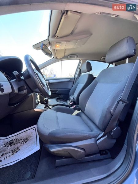 Хэтчбек Opel Astra 2007 в Белой Церкви