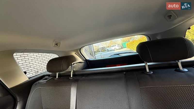 Універсал Opel Astra 2012 в Моршині