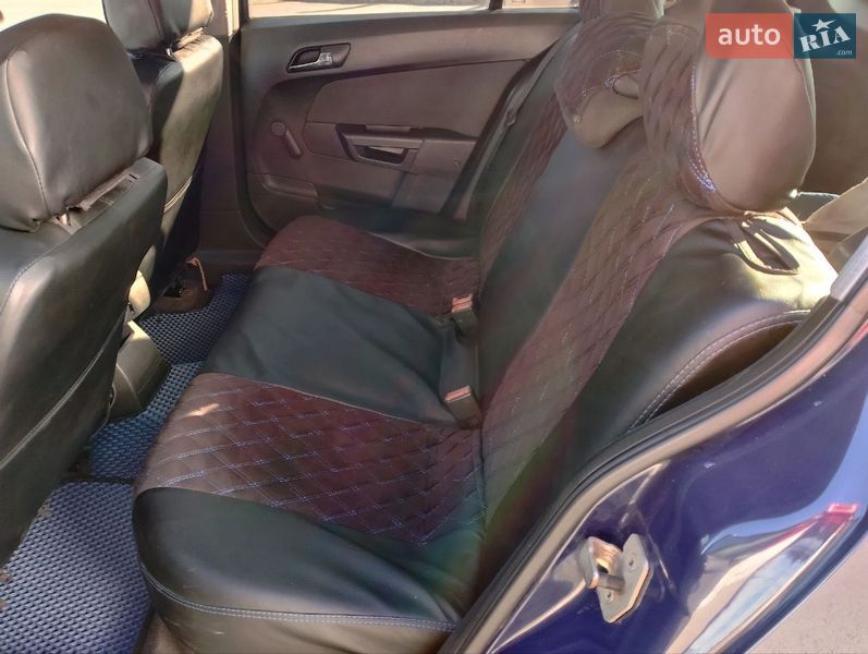 Хэтчбек Opel Astra 2005 в Киеве фото 6 Хэтчбек Opel Astra 2005 в Киеве