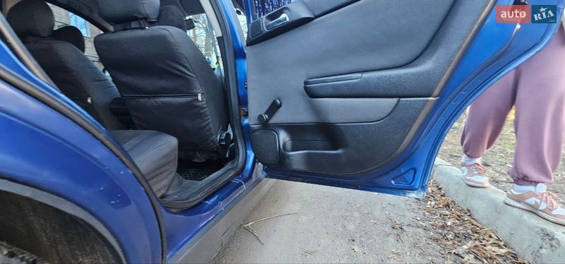 Седан Opel Astra 2006 в Києві