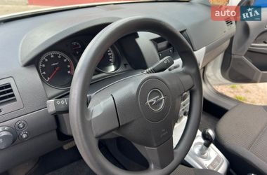 Універсал Opel Astra 2010 в Ніжині