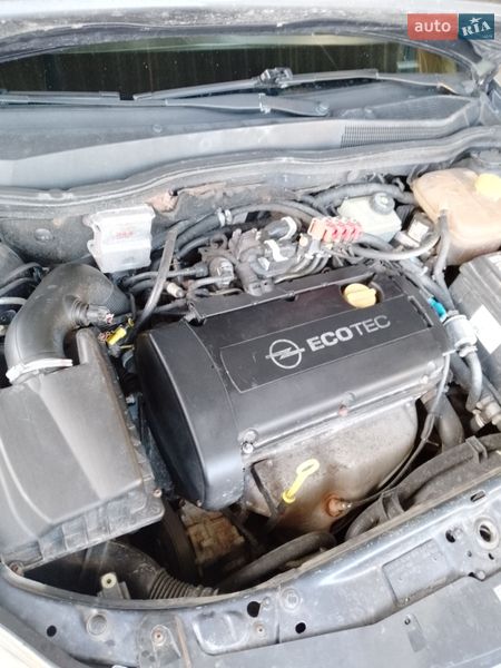 Хэтчбек Opel Astra 2007 в Дергачах