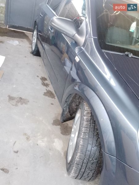 Хэтчбек Opel Astra 2007 в Дергачах