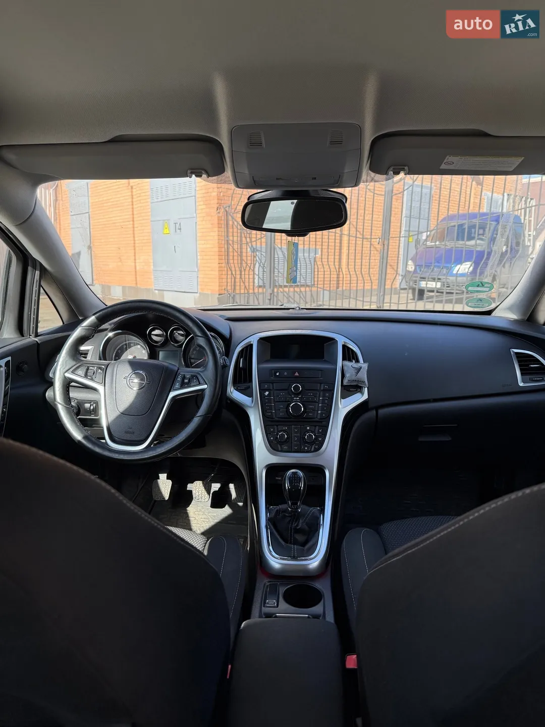 2010 Opel Astra - мініатюра 14