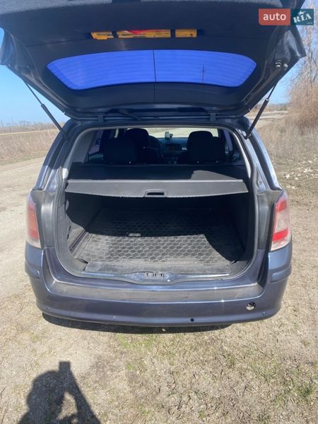 Універсал Opel Astra 2006 в Новомосковську