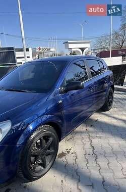 Хетчбек Opel Astra 2004 в Львові