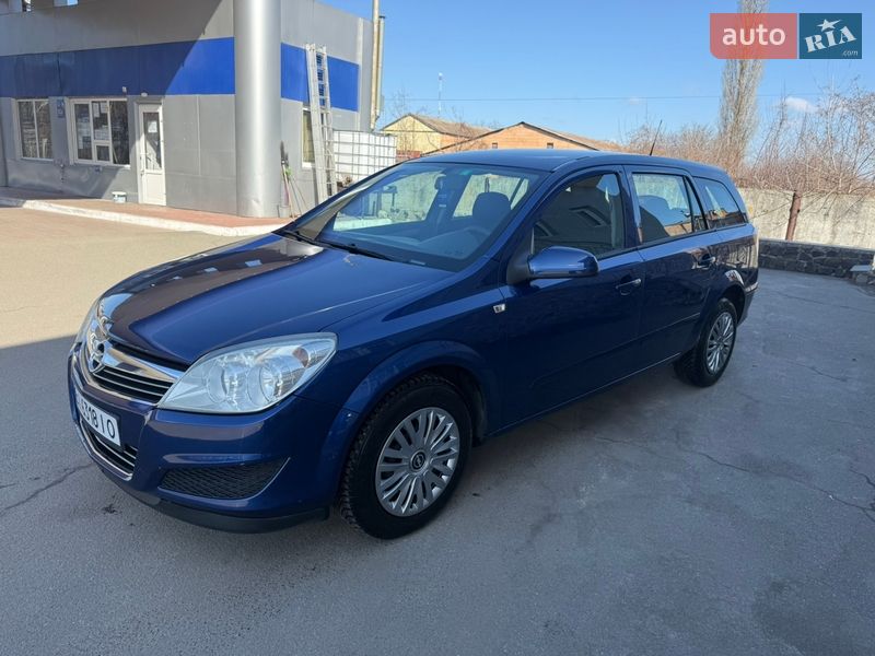 Універсал Opel Astra 2007 в Лубнах