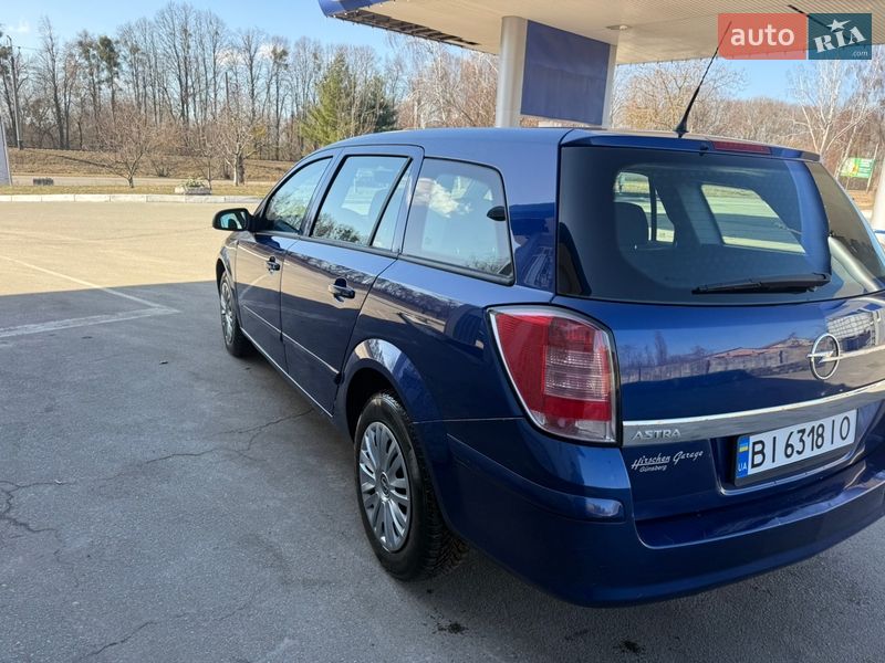 Універсал Opel Astra 2007 в Лубнах