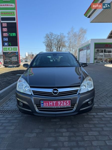 Універсал Opel Astra 2009 в Білій Церкві