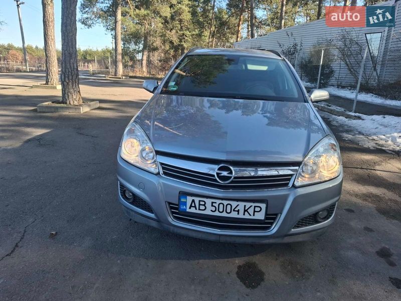 Универсал Opel Astra 2009 в Виннице