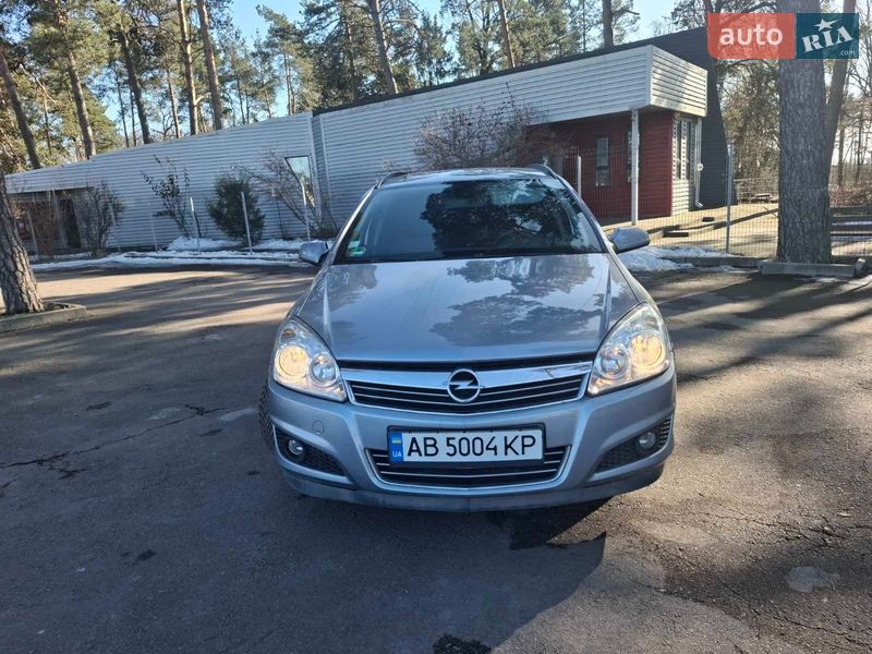 Универсал Opel Astra 2009 в Виннице