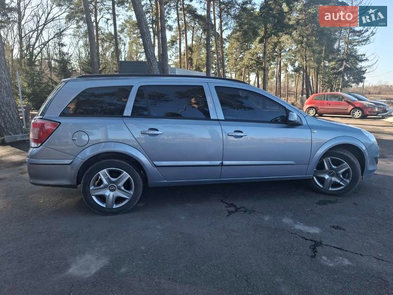 Универсал Opel Astra 2009 в Виннице