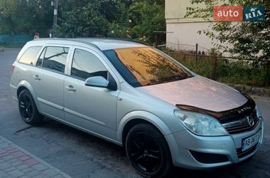 Універсал Opel Astra 2009 в Вінниці