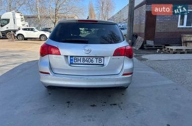 Универсал Opel Astra 2014 в Одессе