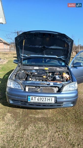 Хэтчбек Opel Astra 1998 в Рожнятове