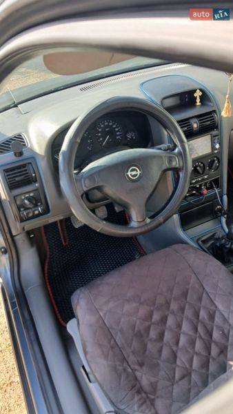 Хэтчбек Opel Astra 1998 в Рожнятове