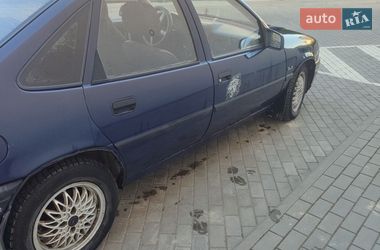 Седан Opel Astra 1993 в Звягелі