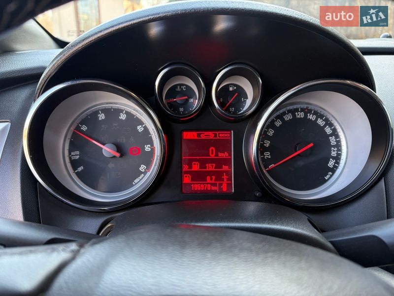 Універсал Opel Astra 2014 в Львові