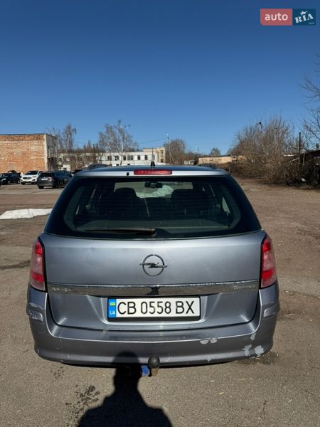 Универсал Opel Astra 2006 в Чернигове