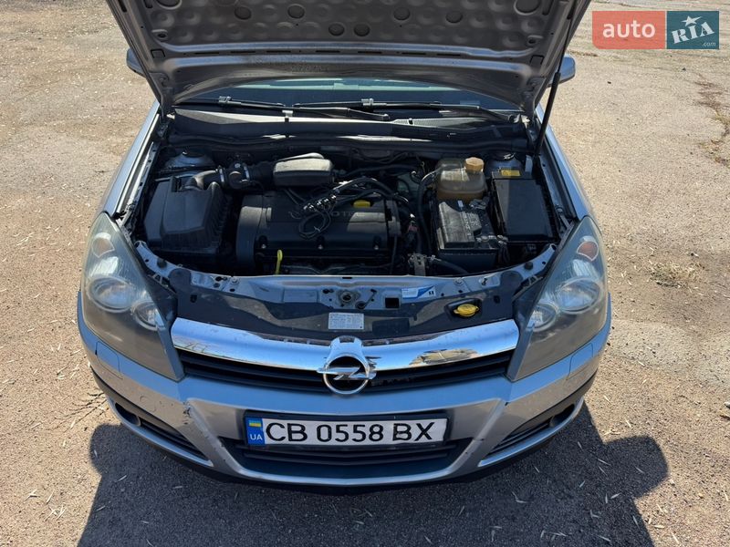 Универсал Opel Astra 2006 в Чернигове
