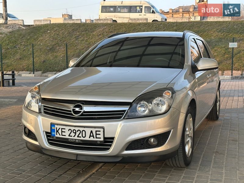 Універсал Opel Astra 2012 в Дніпрі фото 12 Універсал Opel Astra 2012 в Дніпрі