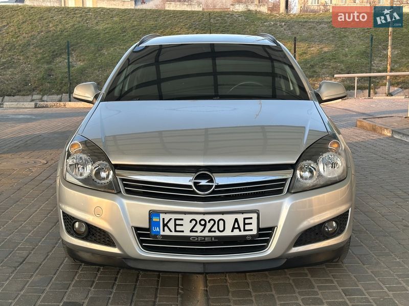 Універсал Opel Astra 2012 в Дніпрі фото 13 Універсал Opel Astra 2012 в Дніпрі