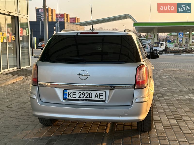 Універсал Opel Astra 2012 в Дніпрі фото 27 Універсал Opel Astra 2012 в Дніпрі