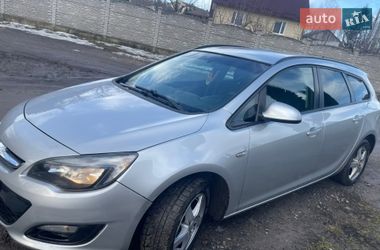 Универсал Opel Astra 2014 в Ровно